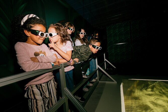 Africa Hologram Adventure at Zoocade - Zoocade Africa Hologram Zoo: what the show feels like