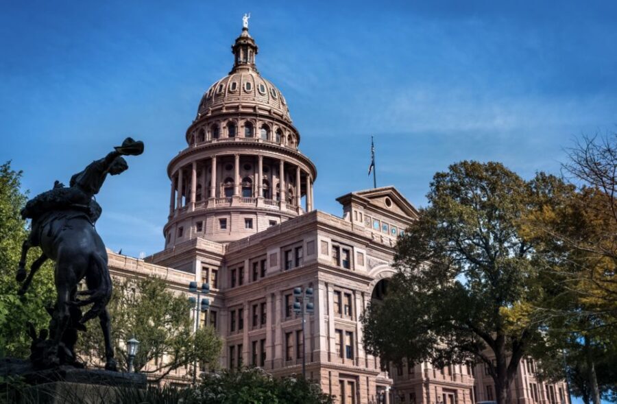 Austin: Highlights Tour with Texas Capitol and Food Stop - Key things you’ll notice on this Austin tour