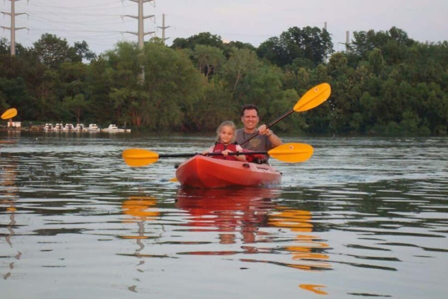 Austin: Kayak and Canoe Rental on Lady Bird Lake - Choosing your kayak or canoe: single vs tandem vs canoe