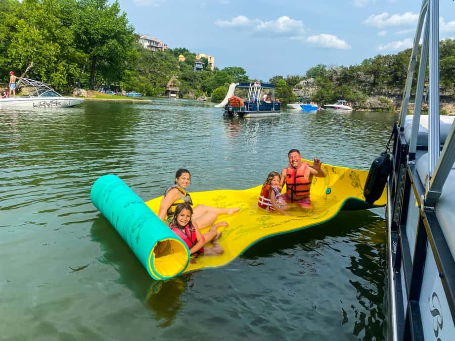 Austin: Lake Austin Private Boat Cruise - Full Sun Shading - What to bring (and what to leave at home) for a smooth cruise