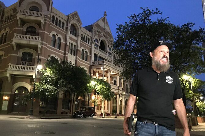 Austin Murder Walk - The walk in between: Guy Town, Warehouse District, and rest stops that keep it fun