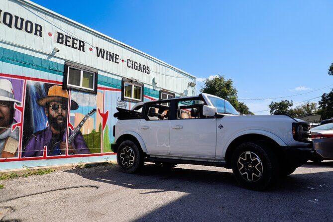 Austin Private Tours – Landmarks & Local Highlights - Texas State Capitol and Mount Bonnell: the classic Austin combo