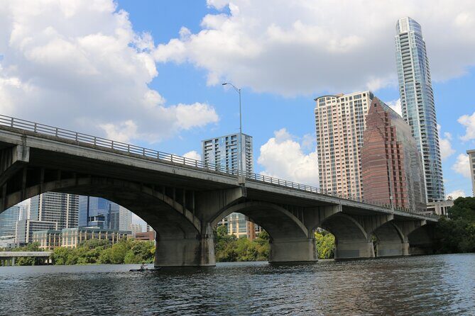 Austin Skyline Kayak Tour - Wildlife, Artwork, and Bat Bridge Stories