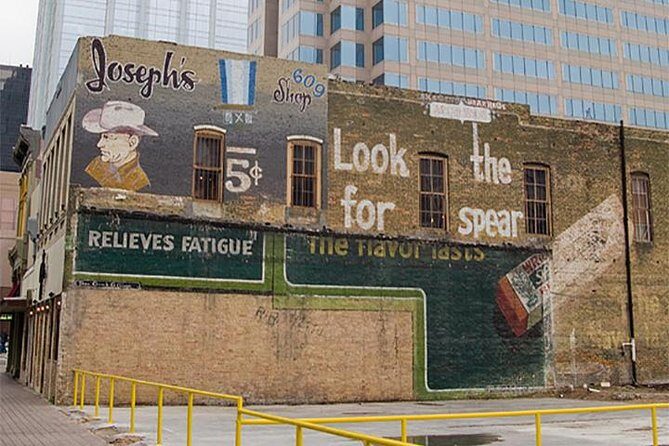 Austin Small Group Morning Walk - A Morning Stroll That Gets You Oriented Fast (Without Feeling Rushed)
