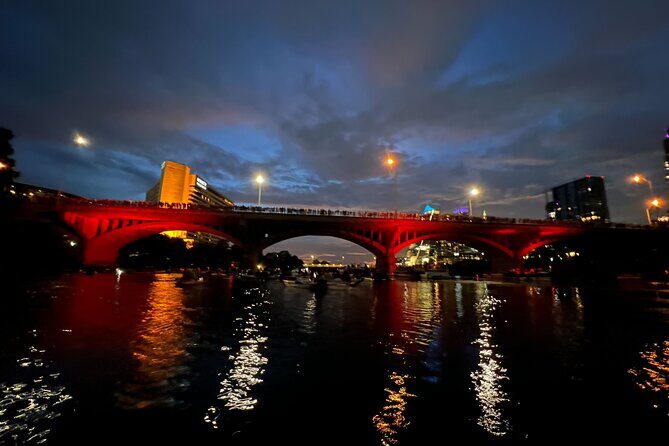 Austin Texas Night Clear Kayaking Glow Tour - Guides You Can Ask Questions To: What the Best Ones Do