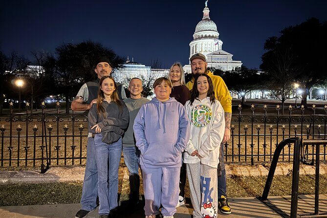 Austin’s Haunted Ghost & Murder Tour - The Texas Capitol at night: Lady in Red and a law about tall buildings