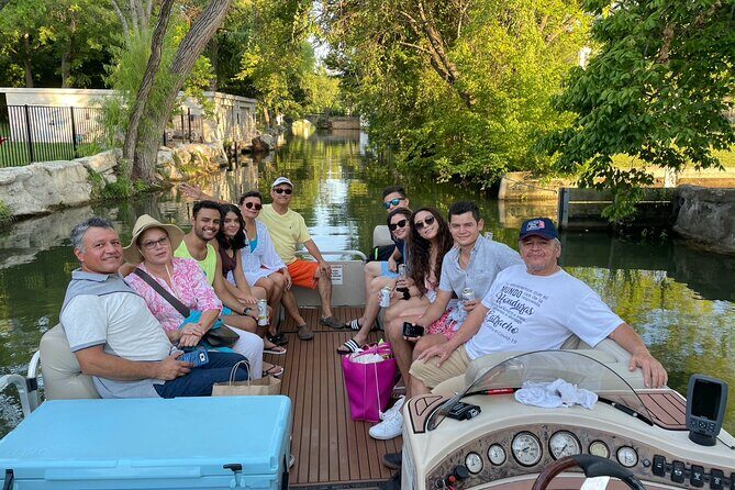 Boat Shuttle to Ski Shores - Scenic Water Taxi Tour - The ride: what you see on the cruise north and back