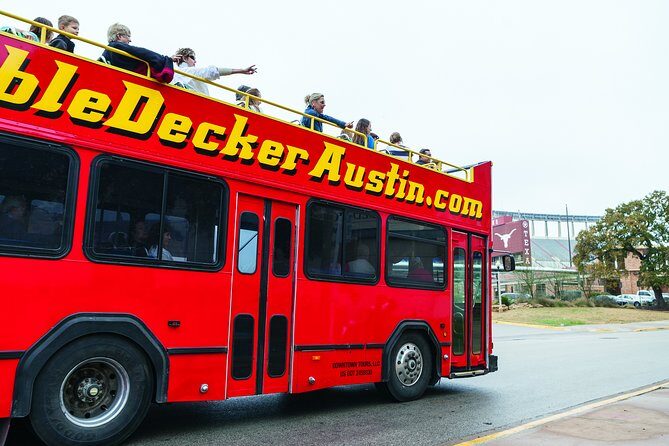 Double Decker Austin Single Loop Sightseeing Tour - Entering the Austin Visitor Center and choosing your best seat