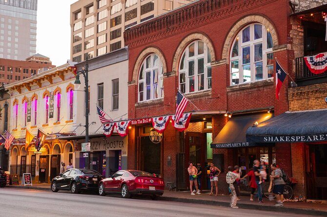 Downtown Austin Live Music Pub Crawl - The music mix: what variety feels like on foot
