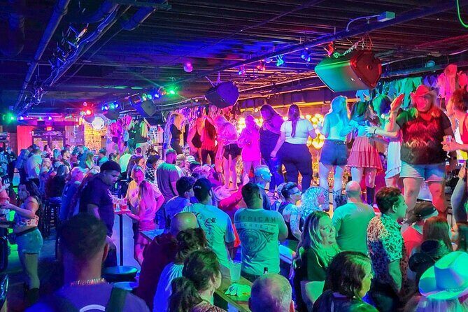 Downtown Austin VIP Bar & Club Crawl - Guides, group size, and why the night feels smoother
