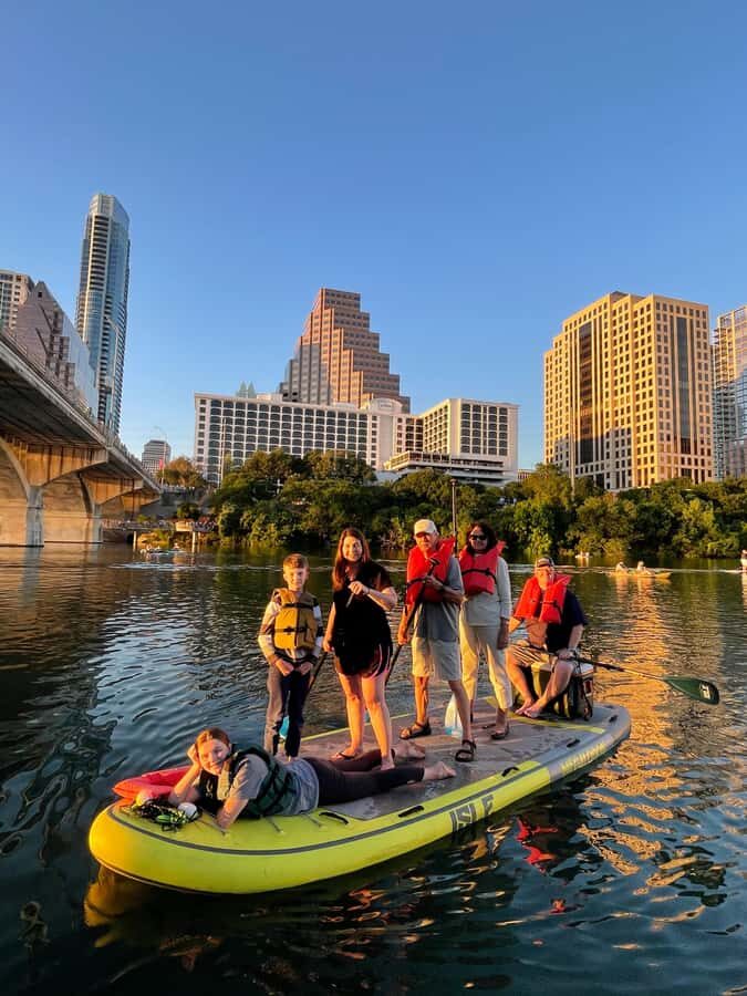 Downtown Sunset Tandem Kayak with 1.5M Bats - What to wear and bring so you stay comfortable