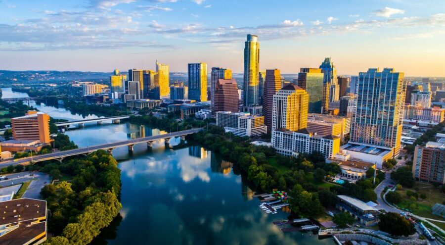 From Austin: San Antonio Day Trip with Alamo and Boat Cruise - The Alamo Without the Headaches: Courtyard Tour and Fortifications