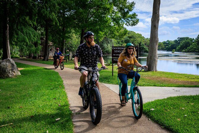 Gruene Historic District Brunch Tour - How the bike-and-brunch day actually works