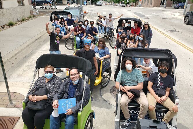 Historic Austin Private Pedicab Tour - Willie Nelson and Angelina Eberly: Photo Moments With Meaning