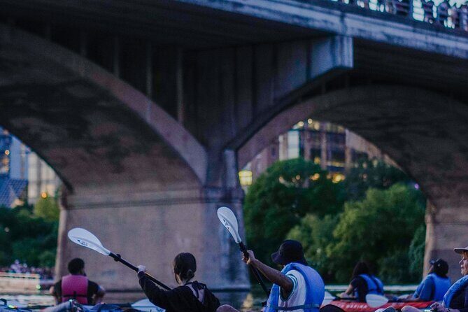 Kayak or Paddle Board Sunset Bat Tour - Practical tips to make your sunset paddle more comfortable