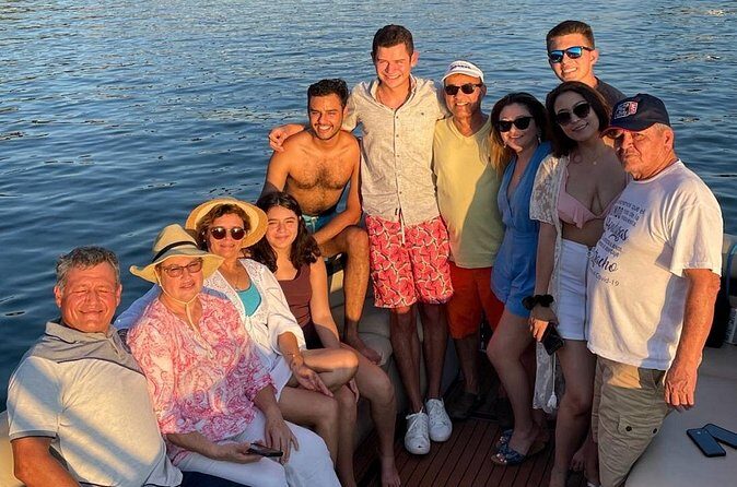 Lake Austin Boat Cruise 1.5 Hour Scenic Tour BYOB Per Person - Waterfront stops that turn the cruise into a real Austin story