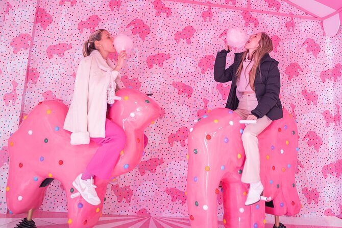 Museum of Ice Cream Austin - Ice cream, snacks, and the on-site bar for adults