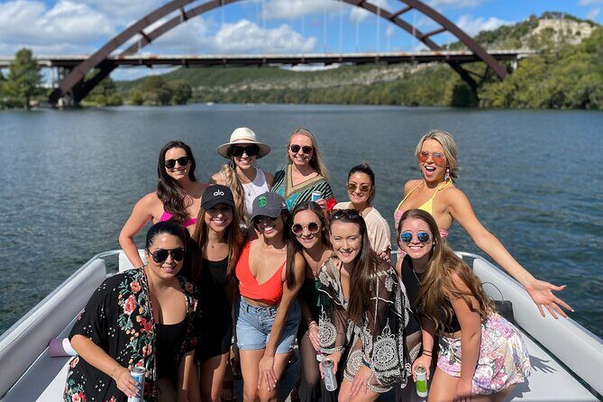 Private 2hr Scenic Boat Cruise Lake Austin- BYOB- Fits 15 People - A private 2-hour Lake Austin cruise for small groups