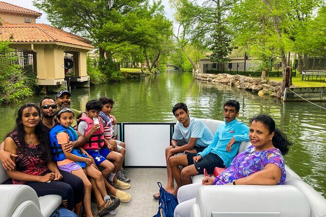 Private Guided 2HR Lake Austin Scenic Boat Cruise With Full Shade - Captains Who Make the Trip Feel Personal (Spencer, Leo, Ronaldo, Jason)