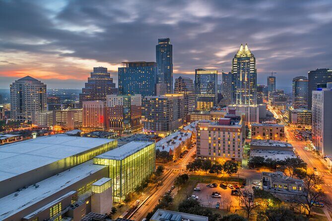 Small Group Pub Walk Tour in Austin with Professional Guide - Stop 4: Congress Avenue Sidewalk Stroll for Street-Level Texas Stories