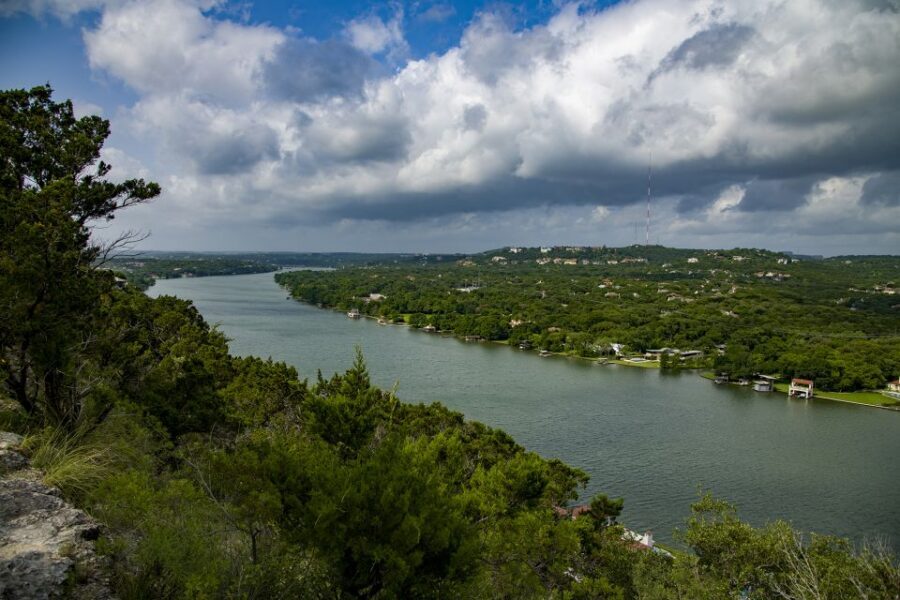Texas: Austin and Hill Country Panoramic Tour with Stops - How GPS Audio and a Live Guide Work Together